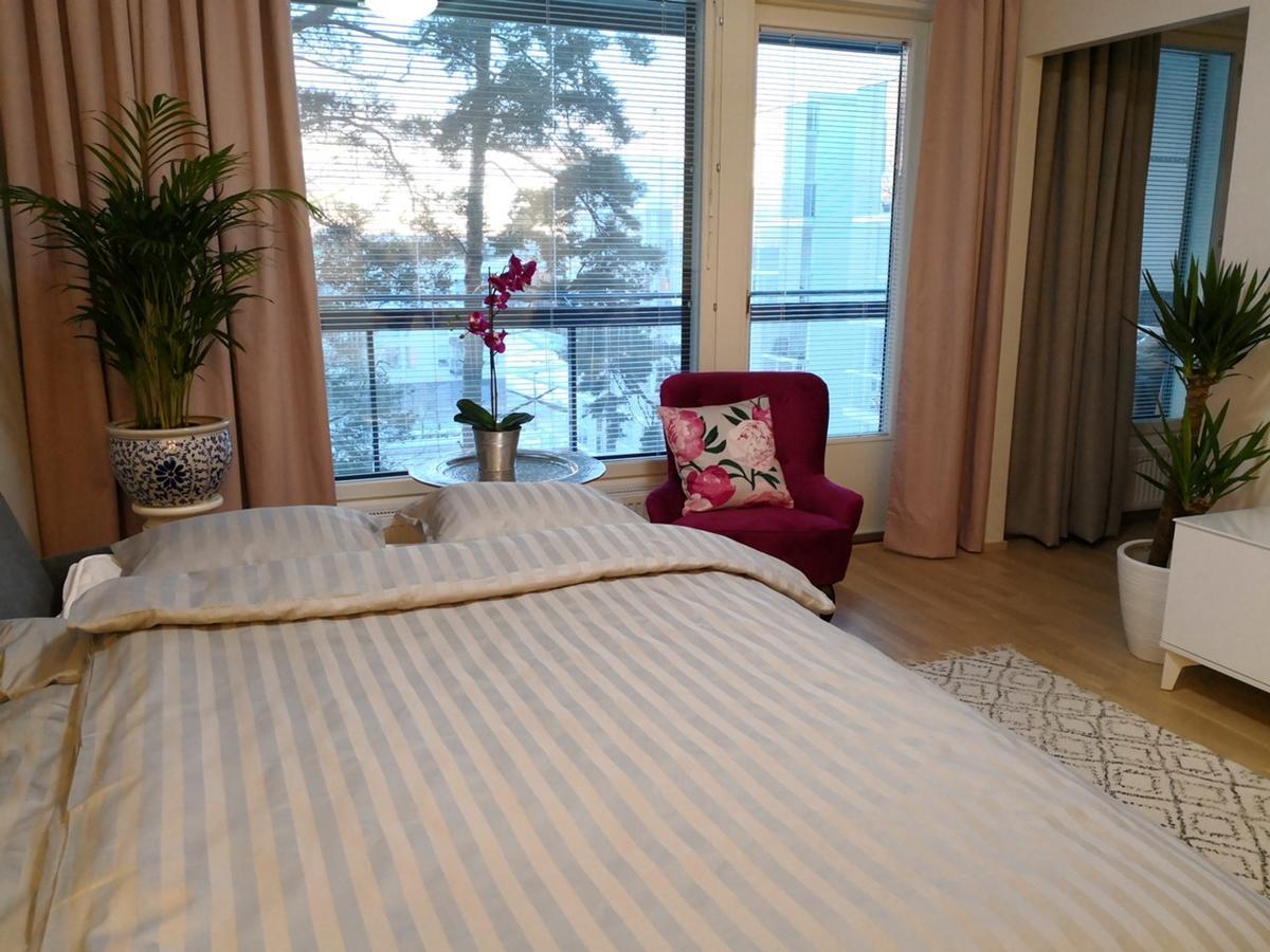 Charming Pine View Apartment Vantaa Ngoại thất bức ảnh